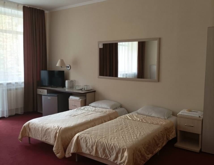 Номер стандарт с 4 односпальными кроватями - Санаторий «Ласточка» Тюмень